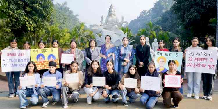 KMV marks Veer Bal Diwas with Tributes to Sahibzadas, Spreading Message of Bravery and Patriotism