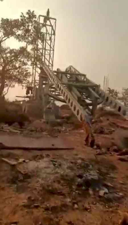 Ropeway collapses during trial in Bihar's Rohtas, major accident averted