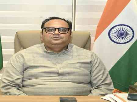 Delhi: 28 buses carrying goods impounded; 3,970 pollution challans issued in a day