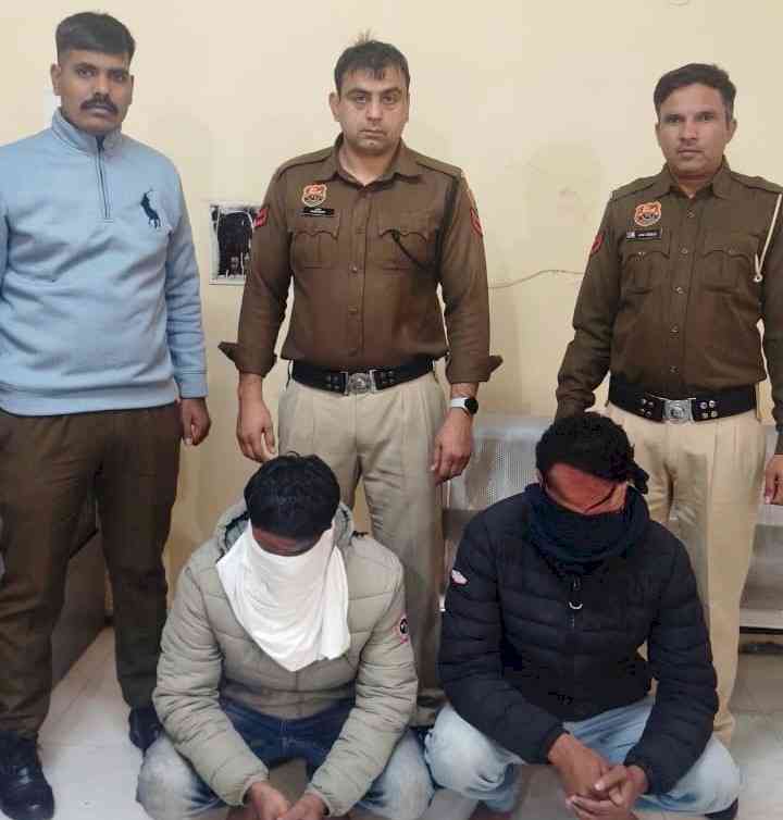 रोहतक में फूल व्यापारी की चाकू मारकर हत्या, पुलिस ने चंद घंटों में दबोचे दोनों आरोपी