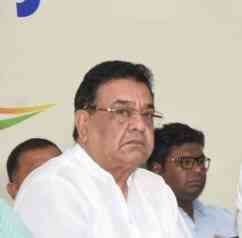 Internal tussle in MP Congress, senior leader Mukesh Nayak's resignation rejected