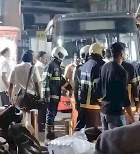 Mumbai bus accident: CM Fadnavis announces Rs 5 lakh aid to families of deceased