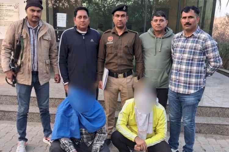 ऑपरेशन हॉट स्पॉट डोमिनेशनः अवैध हथियार सहित दो युवक काबू