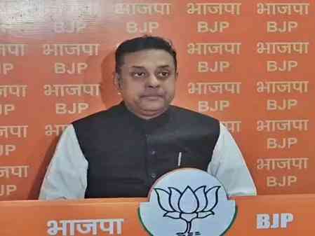 BJP slams Mamata for issuing 'veiled threats' against HM Shah during Bengal visit