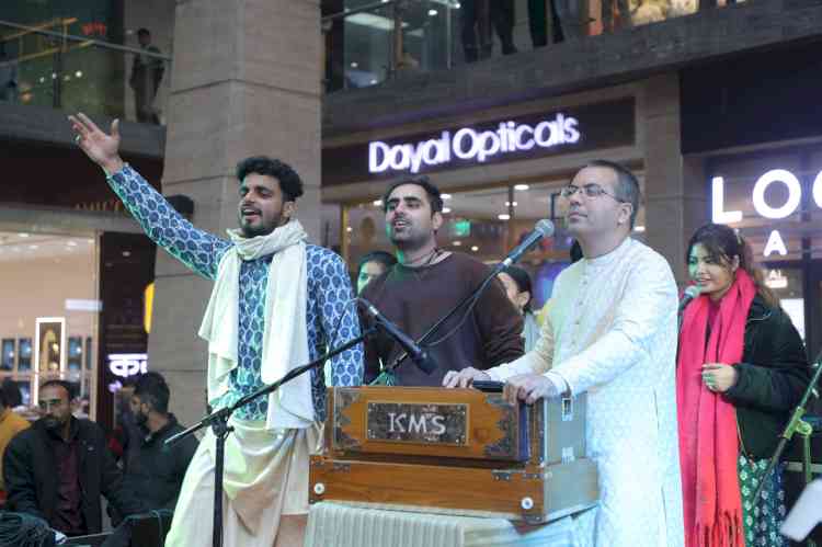 Vegas Mall, Dwarka Hosts Soulful Bhajan Sandhya to Begin the New Year