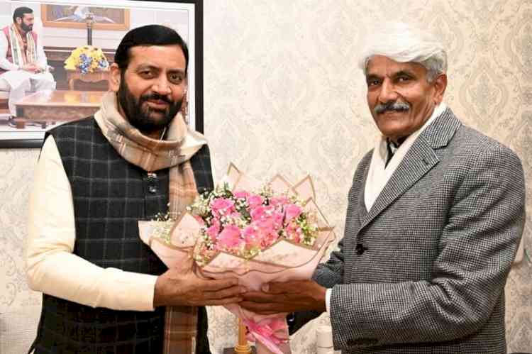 नए साल पर सीएम नायब सैनी से भेंट की एमडीयू कुलपति ने