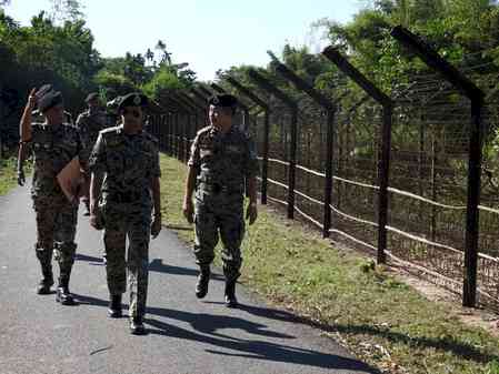 Security tightened along India-B'desh border in Tripura amid reports of armed group movement
