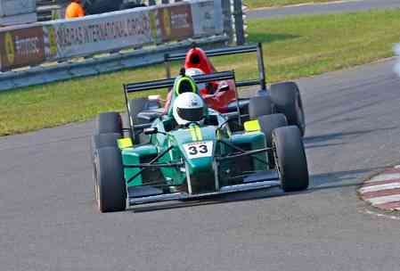 Nationak 4W Racing C'ship: Pune teenagers Arjun Chheda, Sai Shiva Sankaran top