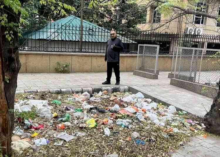 Pawan Dewan Raises Concern Over Poor Condition of Parks