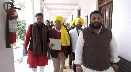 Row on Sikh Guru: Suspended AAP MLAs write to Delhi Assembly Speaker, seek resignation of Kapil Mishra