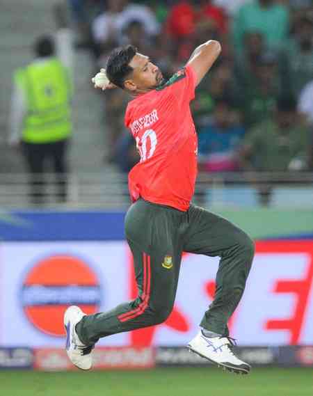 Bangladesh cricketers to lose SG sponsorship amid Mustafizur row
