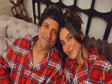 Shibani Dandekar calls life with Farhan Akhtar 'an adventure', calls him her 'happy place'