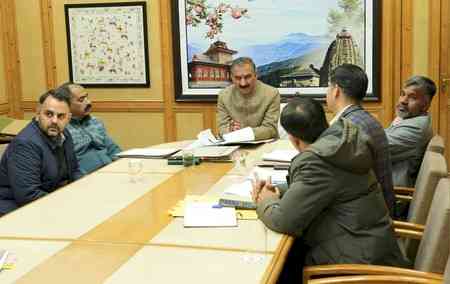 Govt to provide permanent houses to poor, says Himachal CM