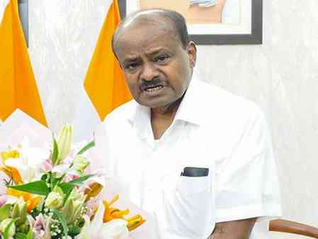 Union Minister Kumaraswamy calls Siddaramaiah a 'lease-based CM'