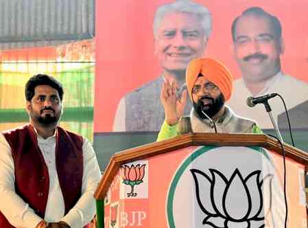 People of Punjab must reject politics of lies, says Haryana CM