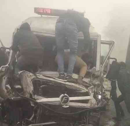 Dense fog causes massive pile-up on Muzaffarpur-Darbhanga highway, three critically injured