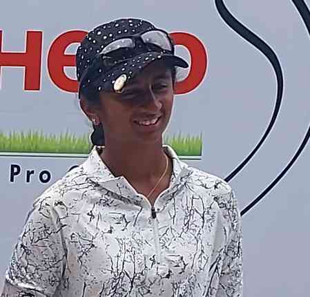Ten new pros join women's golf tour as a strong field makes up field for first Leg 1 in Mumbai