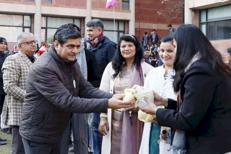 DLC SUPVA Observes 164th Birth Anniversary of Swami Vivekananda and Swadeshi Sankalp Diwas; Lohri Celebrations lit up the day