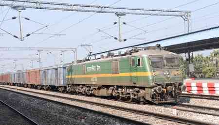 Indian Railways sets new freight record with highest-ever train interchanges on DFC