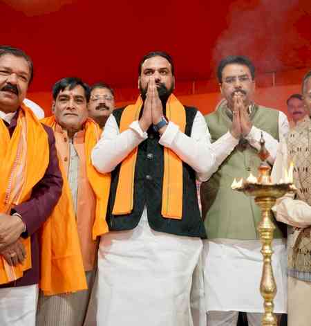 BJP Bihar Kisan Morcha holds Makar Sankranti Dahi-Chura feast in Patna