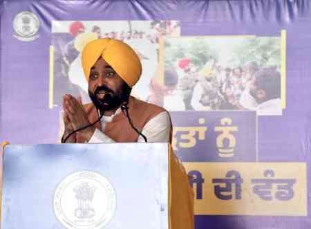 Punjab CM to appear today before Akal Takht over derogatory remarks on Sikh tenets