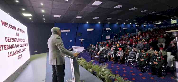 10th Defence Services Veterans’ Day commemorated by Vajra Corps