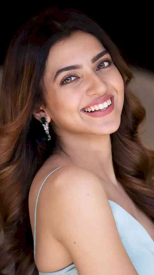 Multilingual Skills Become Kashika Kapoor’s Biggest Strength