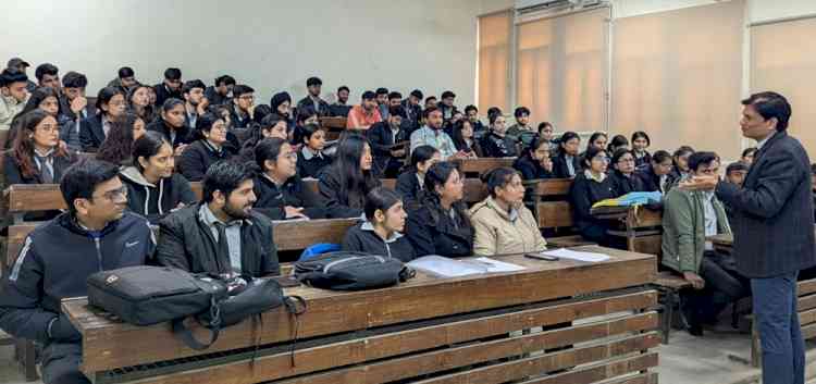 इमसार में उद्यमिता पर आयोजित विस्तार व्याख्यान में छात्रों को दिया स्टार्टअप का मंत्र