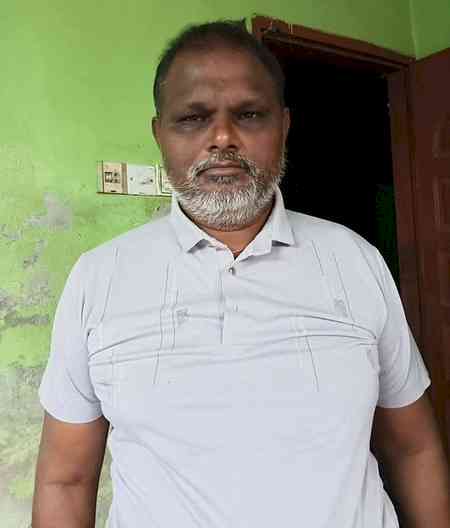 Hindu shop owner beaten to death in Bangladesh while protecting teen employee