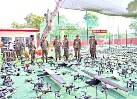 Electromagnetic spectrum decisive factor for achieving battlefield dominance: Experts