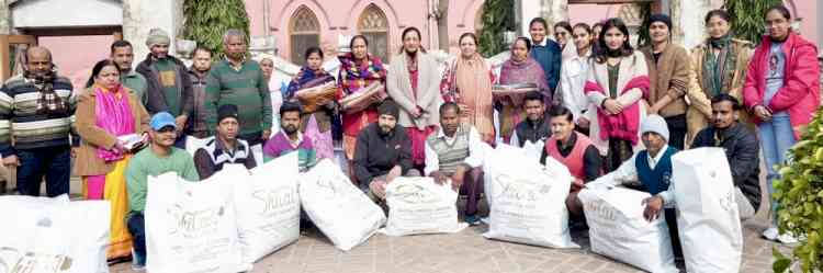 KMV in a Spirit of Compassion, Distributes Blankets and Winter Essentials to Hostel Mess Staff on the occasion of Lohri & Makar Sankranthi