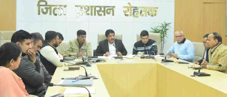 एसडीएम आशीष कुमार ने निर्धारित अवधि तक गणतंत्र दिवस की तैयारियां पूरी करवाने के निर्देश दिए