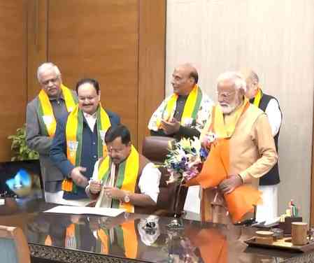 Flanked by PM Modi and Union Ministers, Nitin Nabin takes charge as new BJP chief