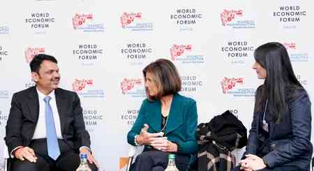 Maha pens success story with Asia’s largest decentralised solar programme: CM Fadnavis