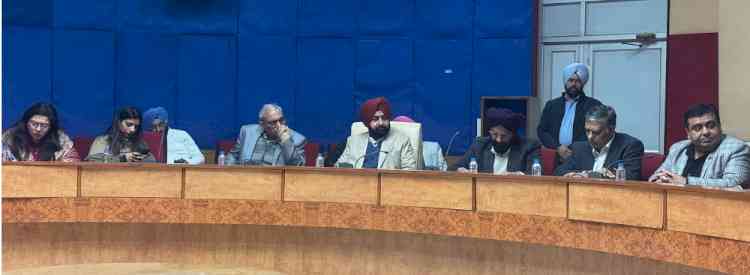 CICU Flags Crumbling Roads, Policy Gaps Before Minister Mundian; Seeks Growth-Friendly