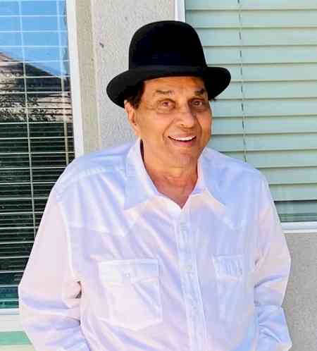 Hema Malini reacts to Dharmendra being conferred with Padma Vibhushan award