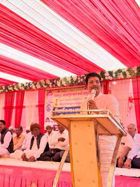 Will leave politics if I can't serve my community, says Alpesh Thakor at Gandhinagar meet