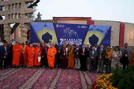 Buddhist summit delegates visit exhibition of Holy Buddha relics after R-Day Parade