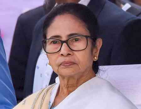 Bengal govt announces Rs 10 lakh compensation for families of Anandapur fire victims