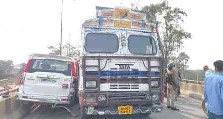 Sand mafia: Truck driver ‘tries’ to run over DSP’s vehicle in Patna, arrested