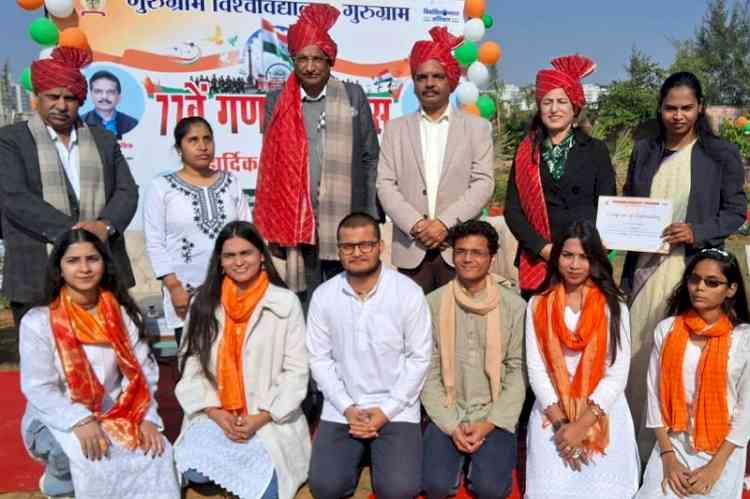 छात्रों की रंगारंग प्रस्तुतियों के साथ जीयू में मनाया गणतंत्र दिवस