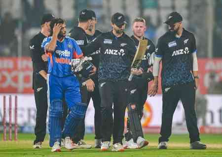 4th T20I: Seifert, Santner help NZ beat India by 50 runs despite Dube’s 65