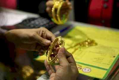 Silver crosses 4 lakh mark, gold up 6 pc as safe haven demand surges