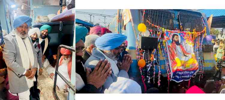 Cabinet Ministers & Lok Sabha MP flag off pilgrim train to Varanasi for Sri Guru Ravidas Ji Parkash Purab