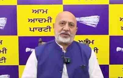 AAP questions Congress ex-CM Bhattal’s assertion on bomb blasts in Punjab