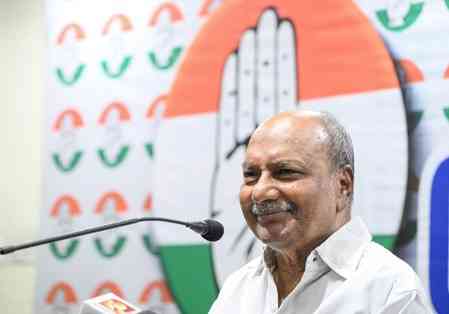Youth drifting away from politics, leaving Kerala worrying trend:s A.K. Antony