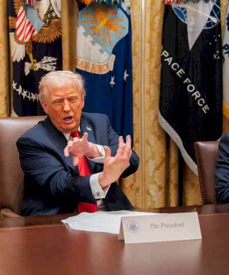 Trump blasts Powell, demands sharp rate cuts