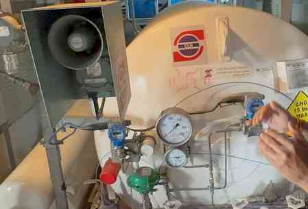 India’s first LNG-powered passenger train enters service in Ahmedabad