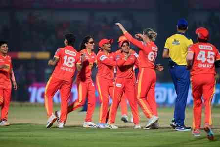 WPL 2026: Harmanpreet’s 82 not out in vain as GG enter playoffs with 11-run win over MI