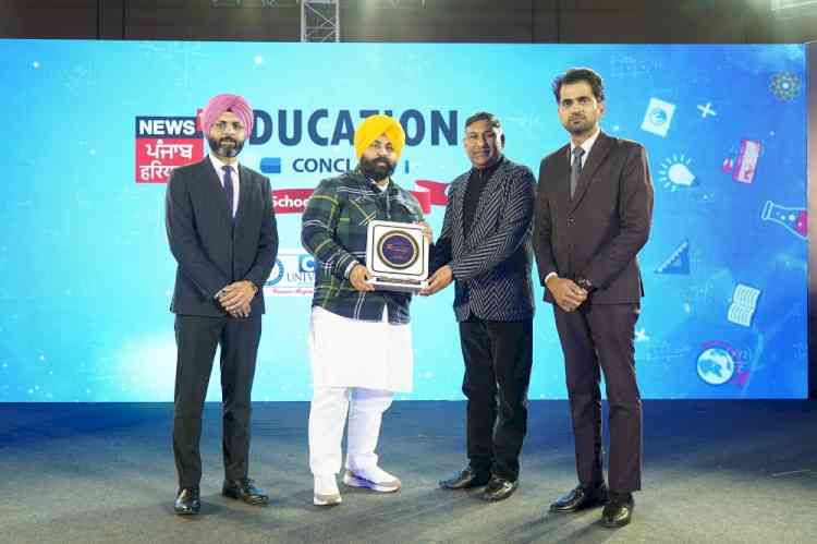 Ivy World School Honoured for Excellence in Technological Innovation in Education
